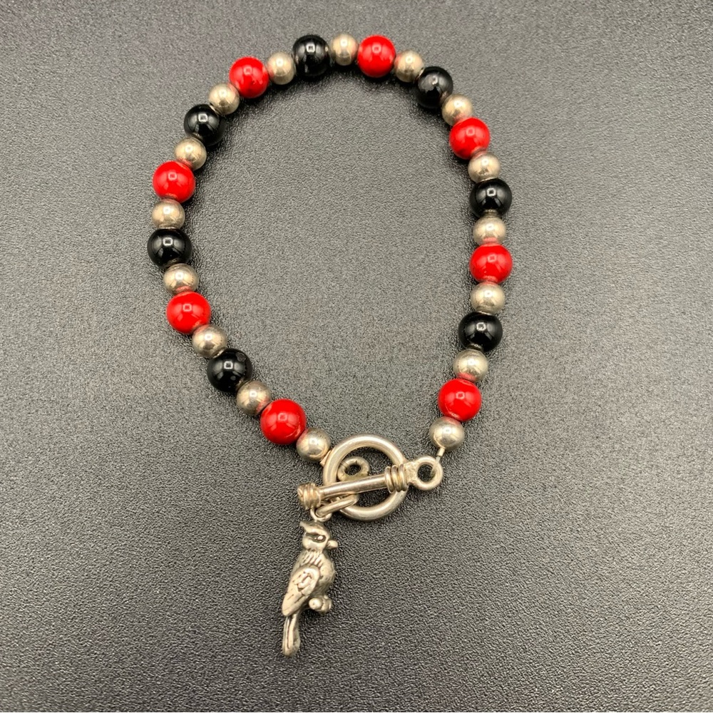 Red Black And Sterling Silver Beaded Toggle Clasp Bracelet Cardinal Charm 7.5”
